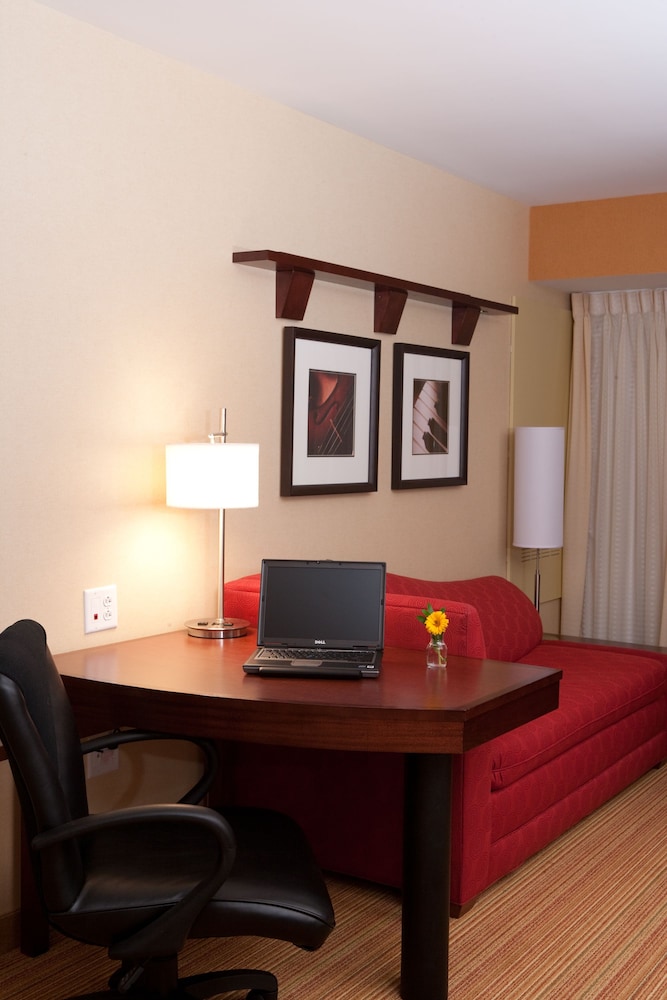 RESIDENCE INN BY MARRIOTT AUBURN 22/39