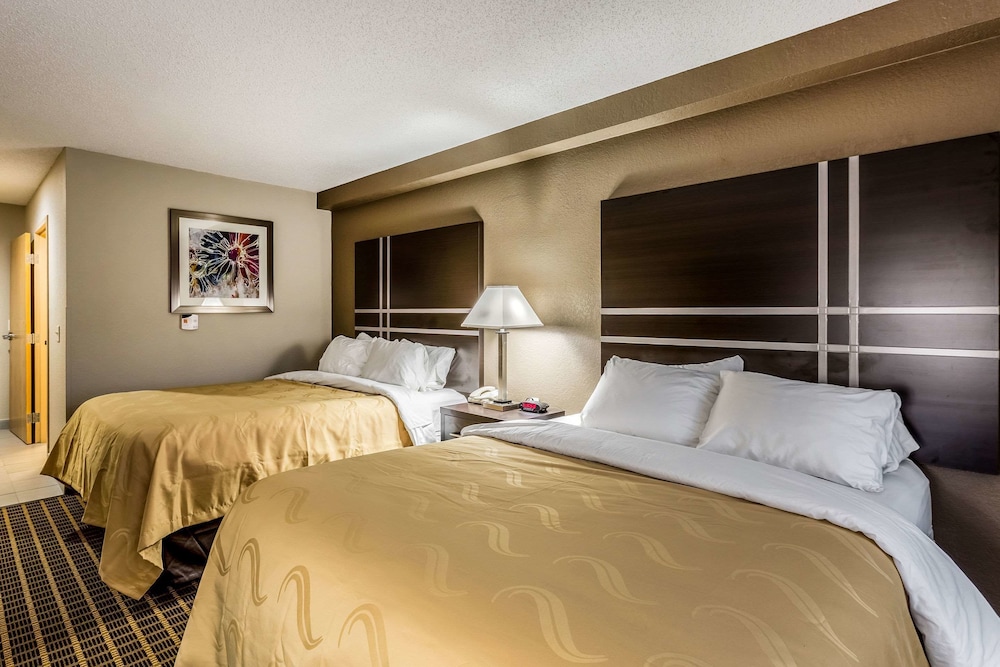 Quality Inn and Suites El Paso I-10 15/43