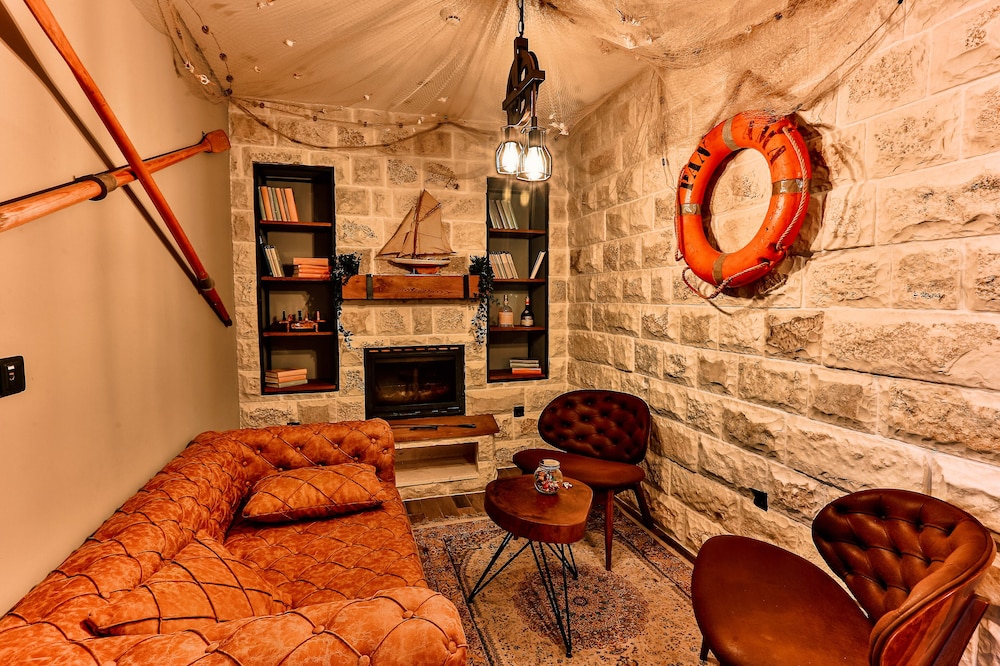 BOUTIQUE HOTEL TATE by Aycon 58/66