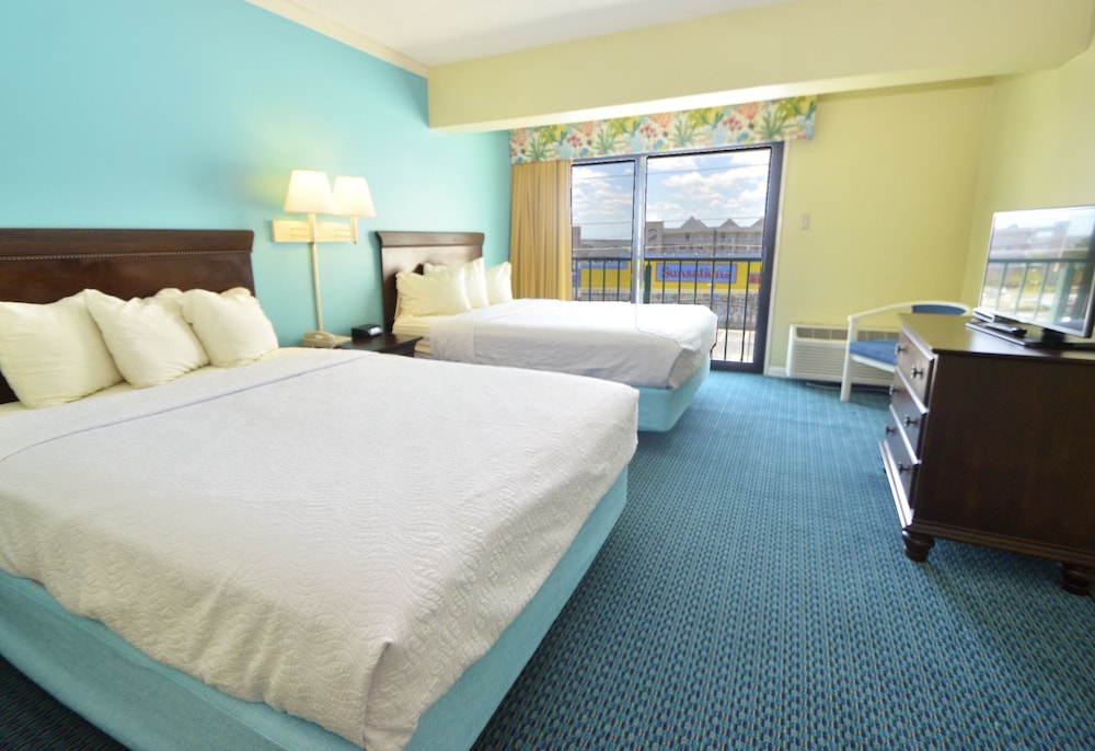 Cayman Suites Hotel 25/80