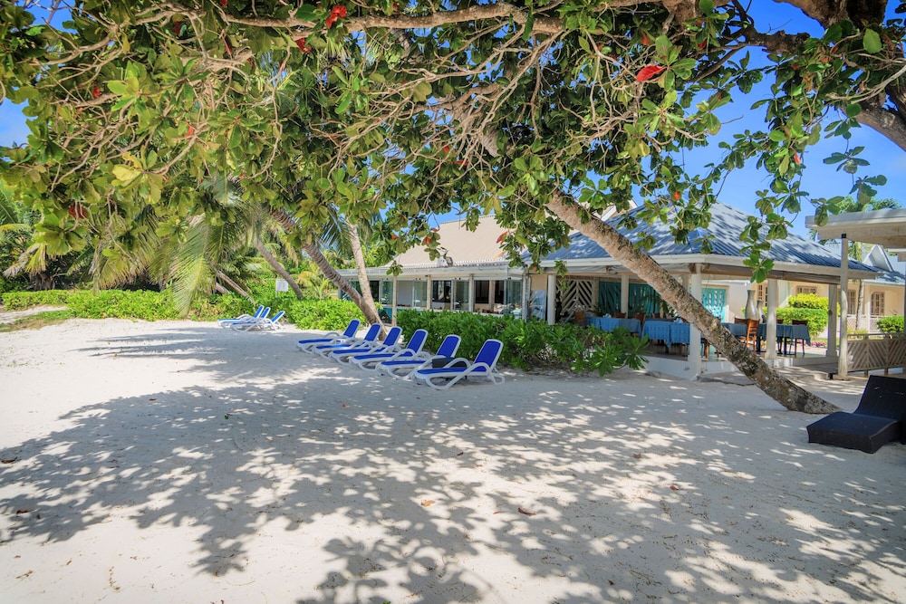 Villas De Mer Hotel 60/71