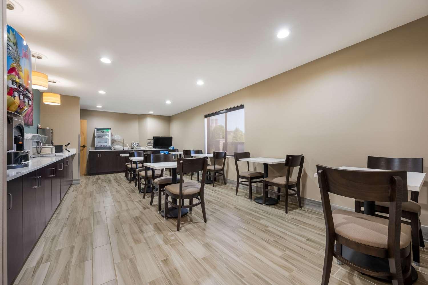 Sleep Inn & Suites Cullman I-65 exit 310 22/27