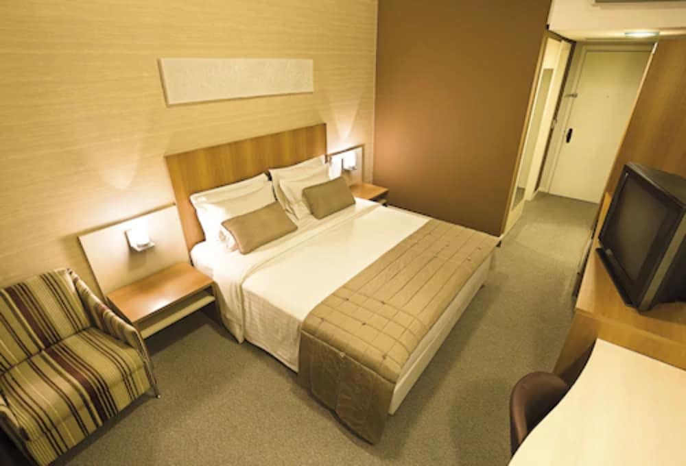 Swan Novo Hamburgo 10/42
