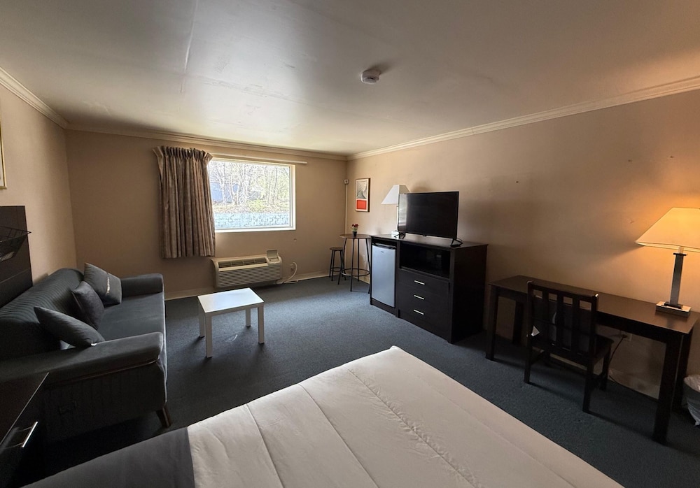 French Creek Inn 10/42