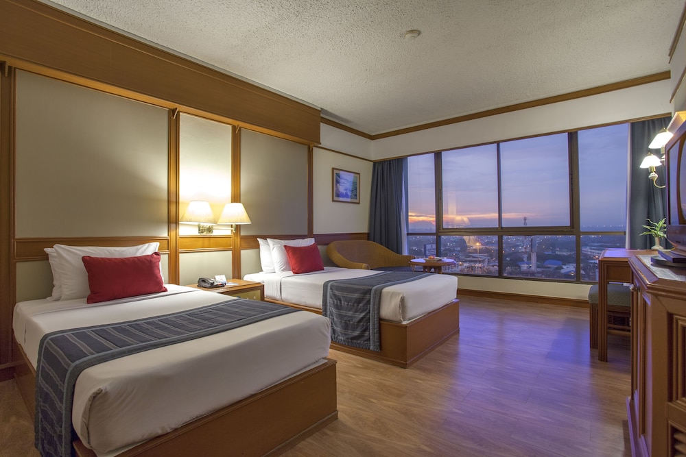 Cholchan Pattaya Beach Resort 29/74