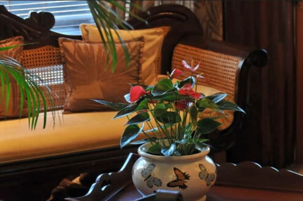 L Imperatrice Hotel 29/53