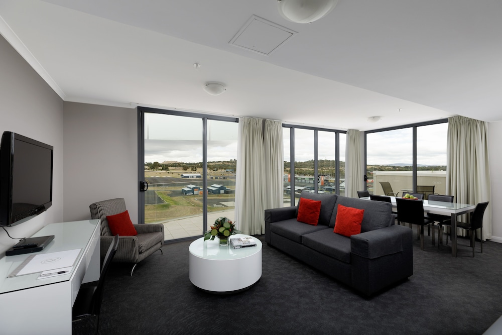 Rydges Mount Panorama Bathurst 40/66