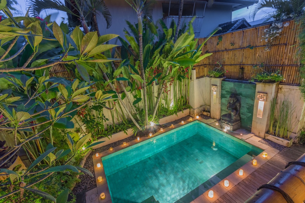 Villa Seriska Seminyak Bali 39/50