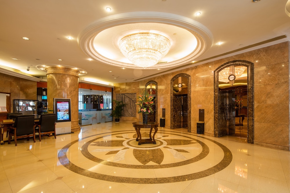 Shanghai City Hotel 34/35