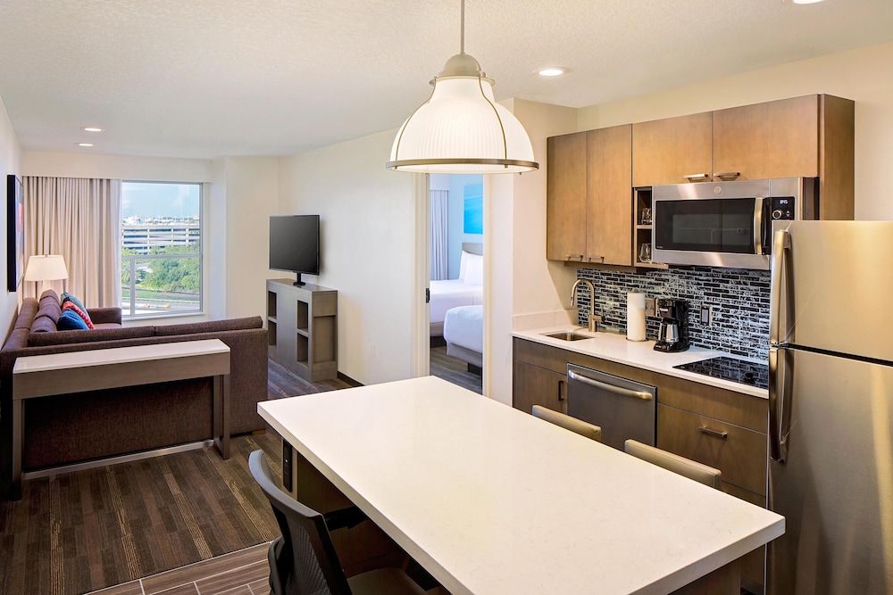 Hyatt House Across From Universal Orlando Resort 34/50