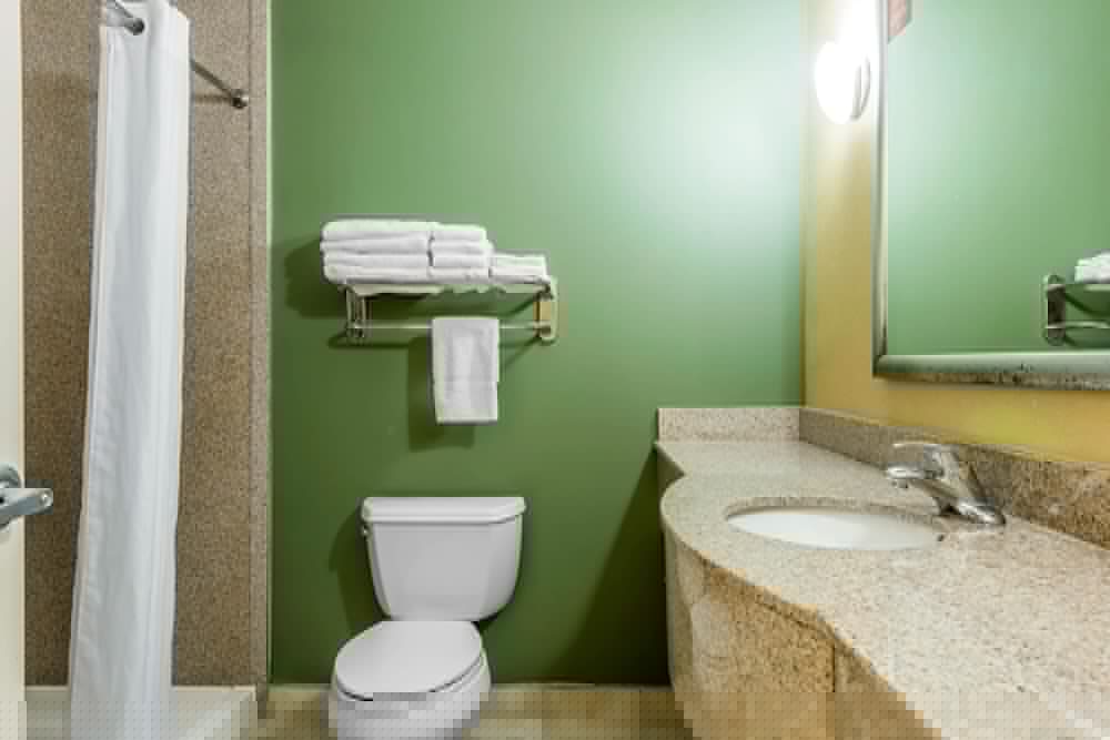 Sleep Inn & Suites University Shands 16/47