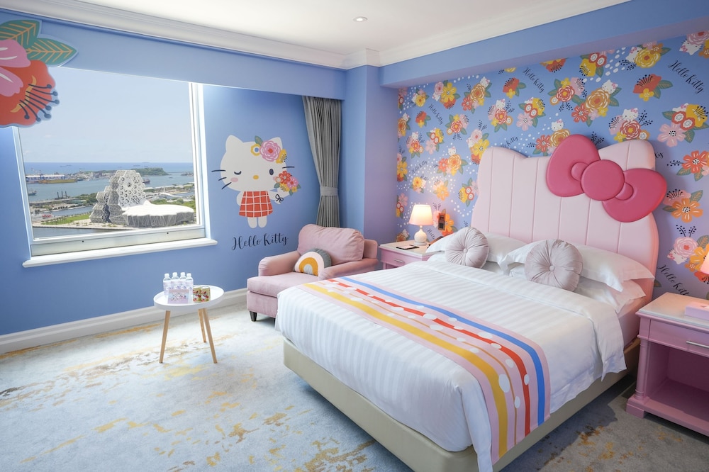 Family Suite, Hello Kitty, 2 Double Beds, Sea View