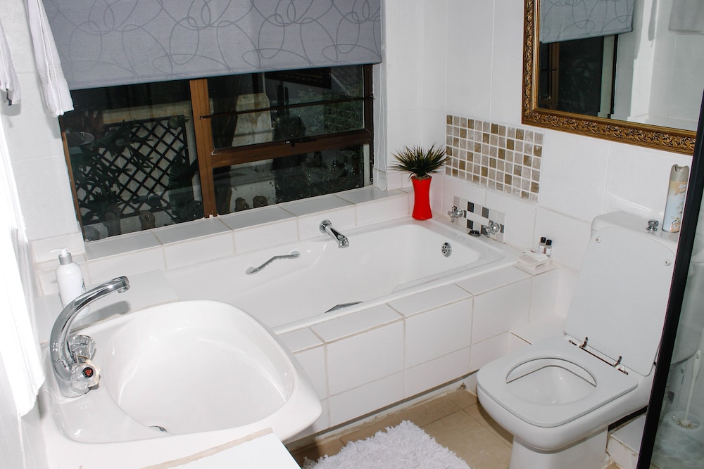 La Dolce Vita Guest House 44/50