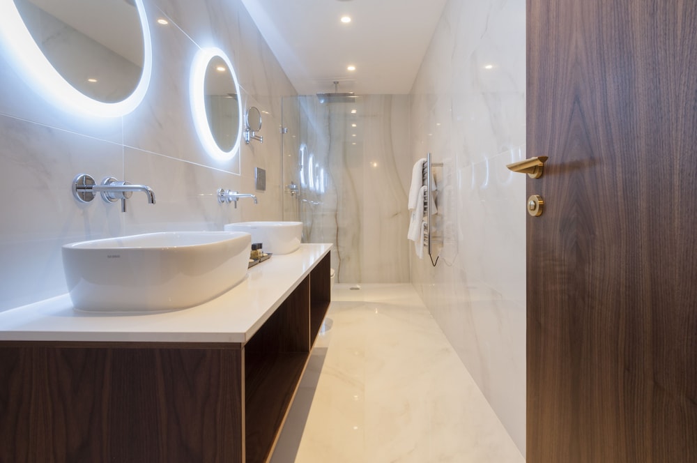 The Duke Boutique Hotel 46/50