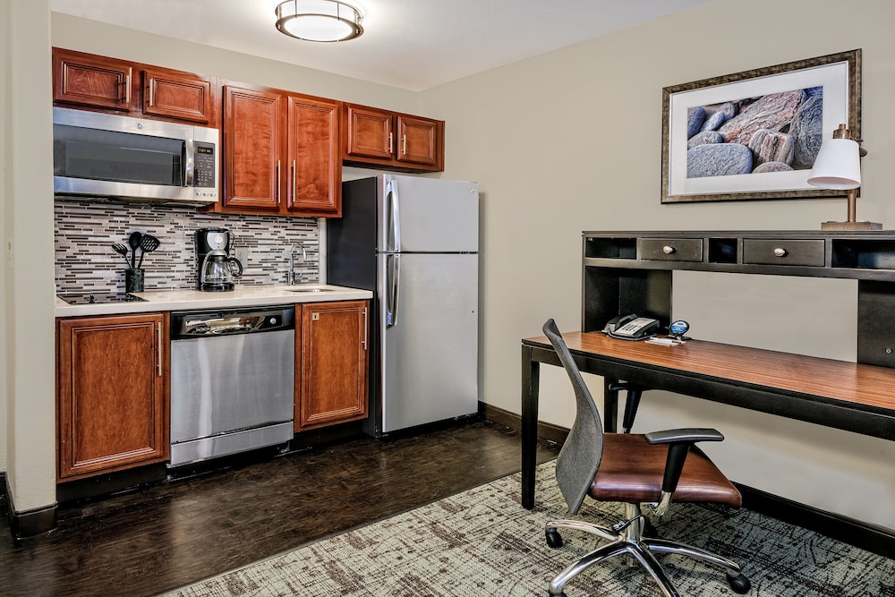 Staybridge Suites Lubbock 57/60