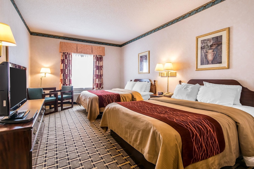 Quality Inn & Suites Evansville North 16/37