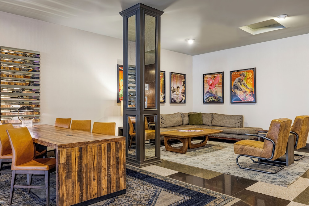 Hotel Preston Nashville Airport 50/70