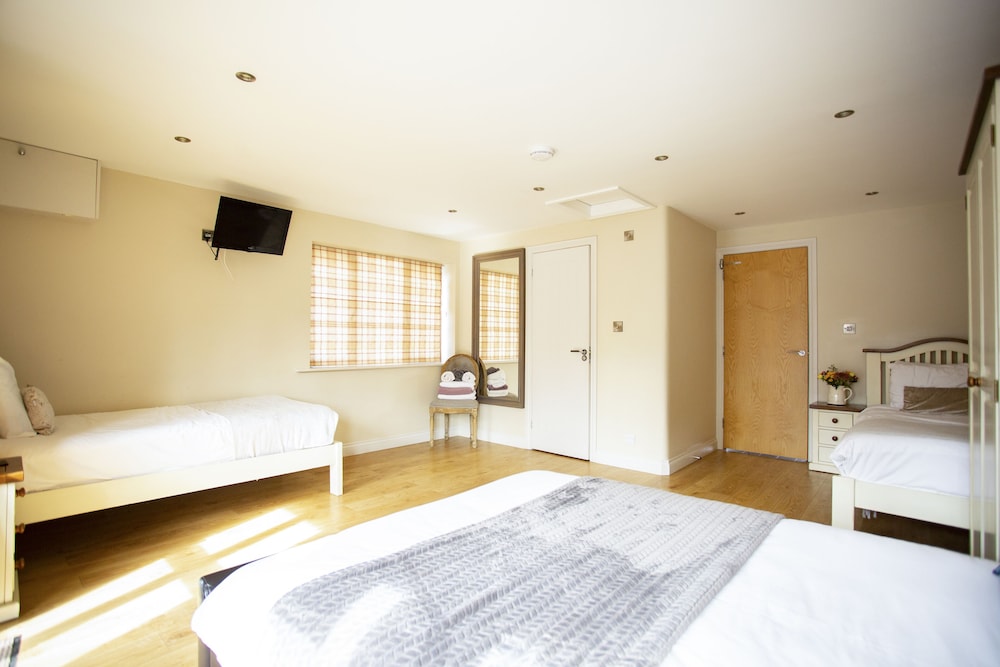 Hillcroft Self Catering 13/50