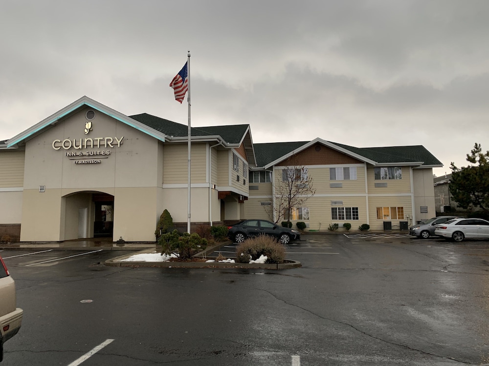 Country Inn & Suites by Radisson, Bend near Pilot Butte 42/50