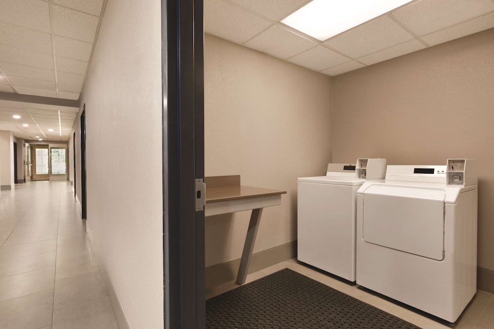 Country Inn Suites By Radisson Roanoke Va 18/48