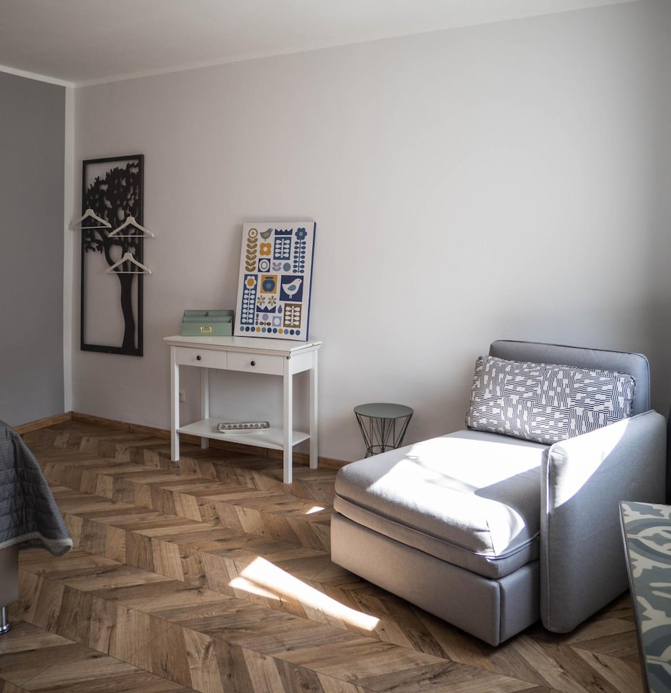 Tm Suites 4/36