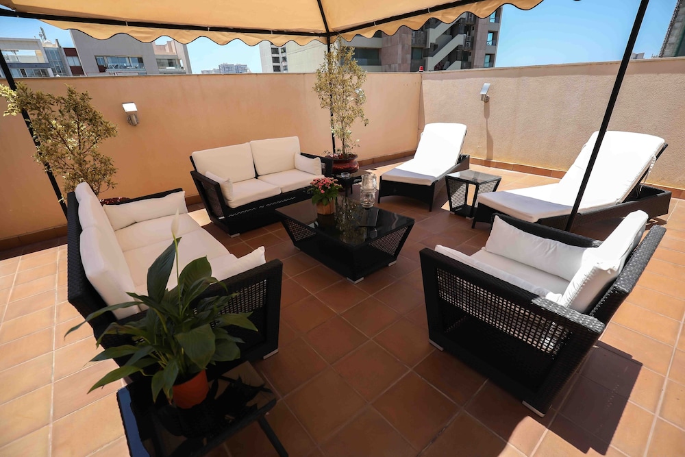 Sky Suites 46/61