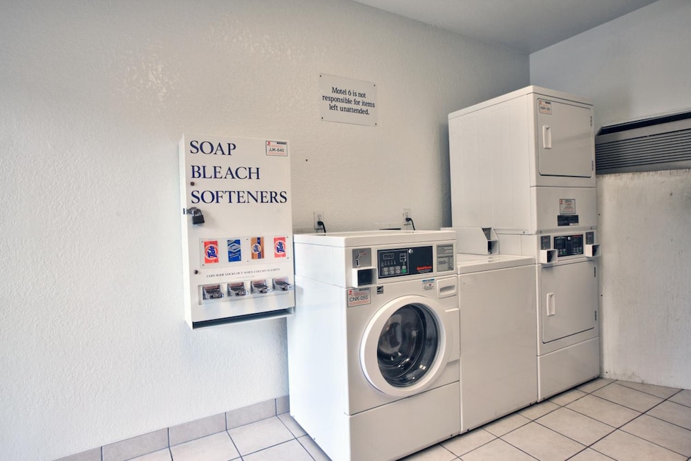 Motel6 Tallahassee, FL - Downtown 12/59