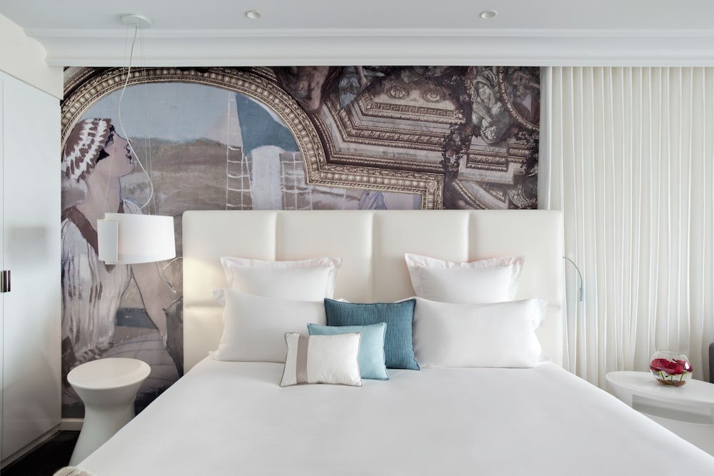 غرفة ديلوكس بسرير كوين بشرفة مع أريكة، Cures Marines Hotel Thalasso & Spa Trouville - MGallery Collection 4/4