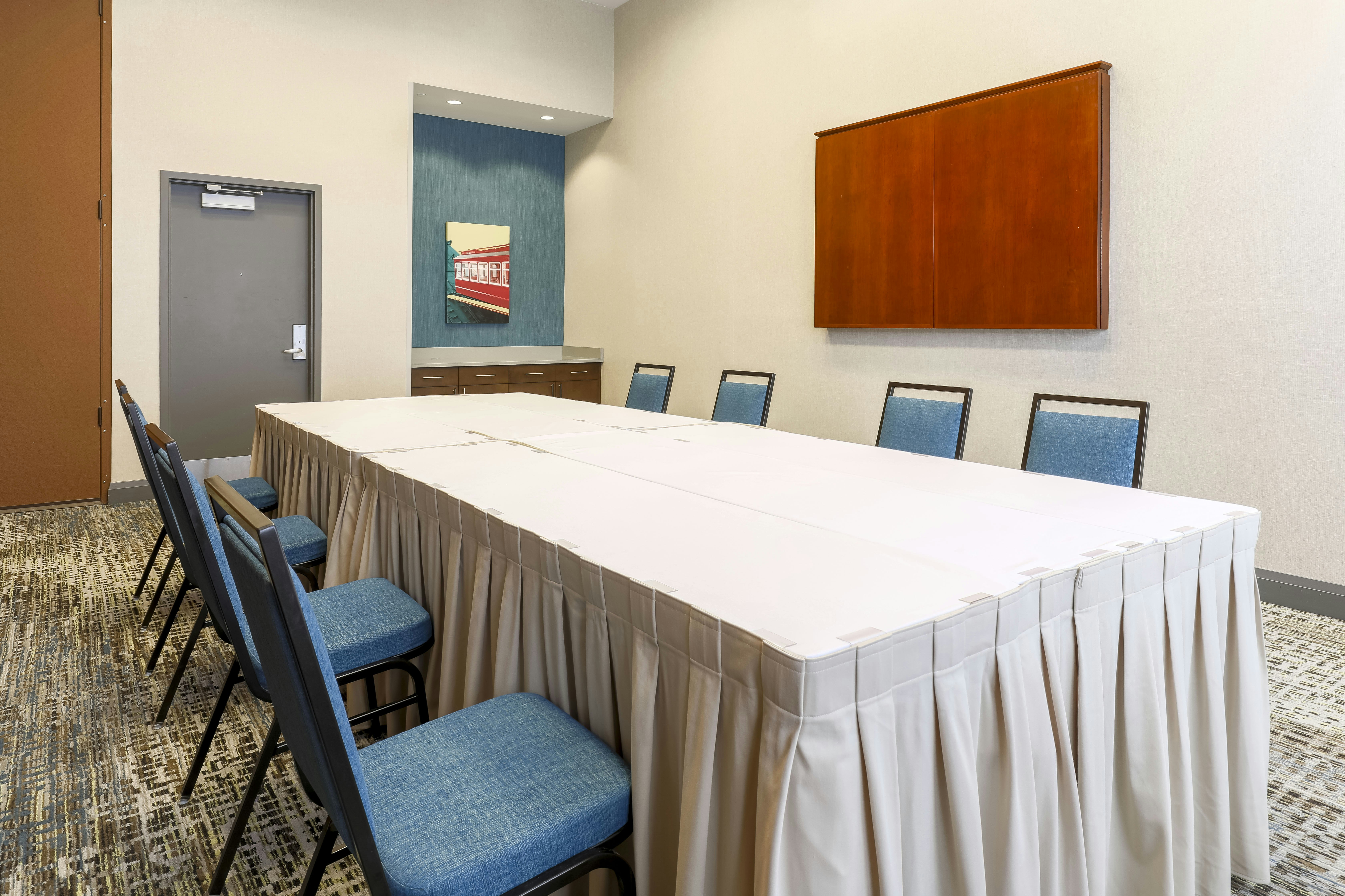 Hampton Inn Suites Pittsburgh Downtown 44/47