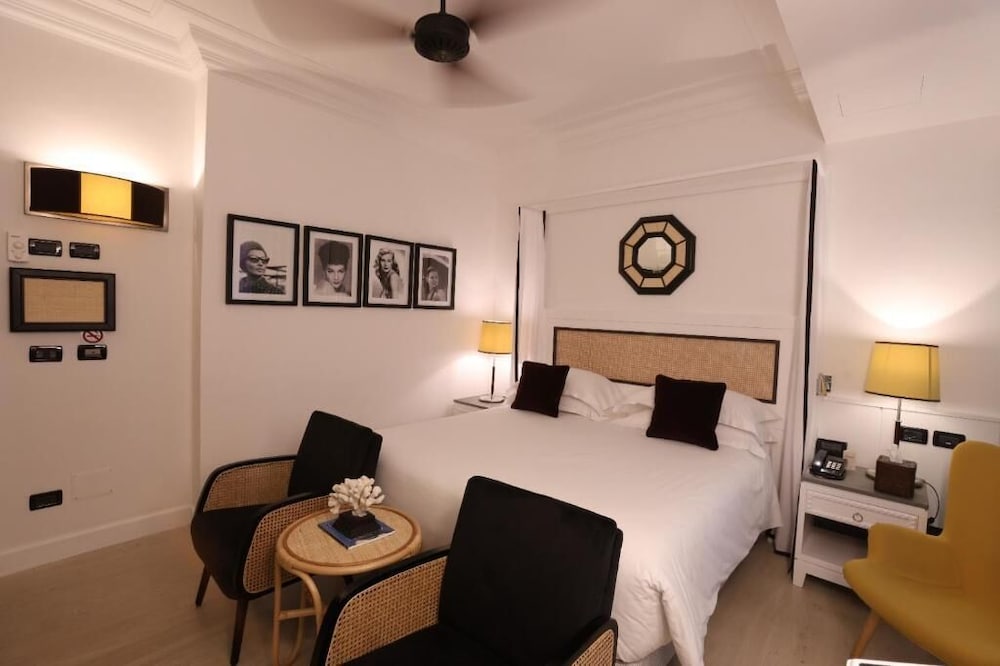 Esplanade Boutique Hotel 11/38