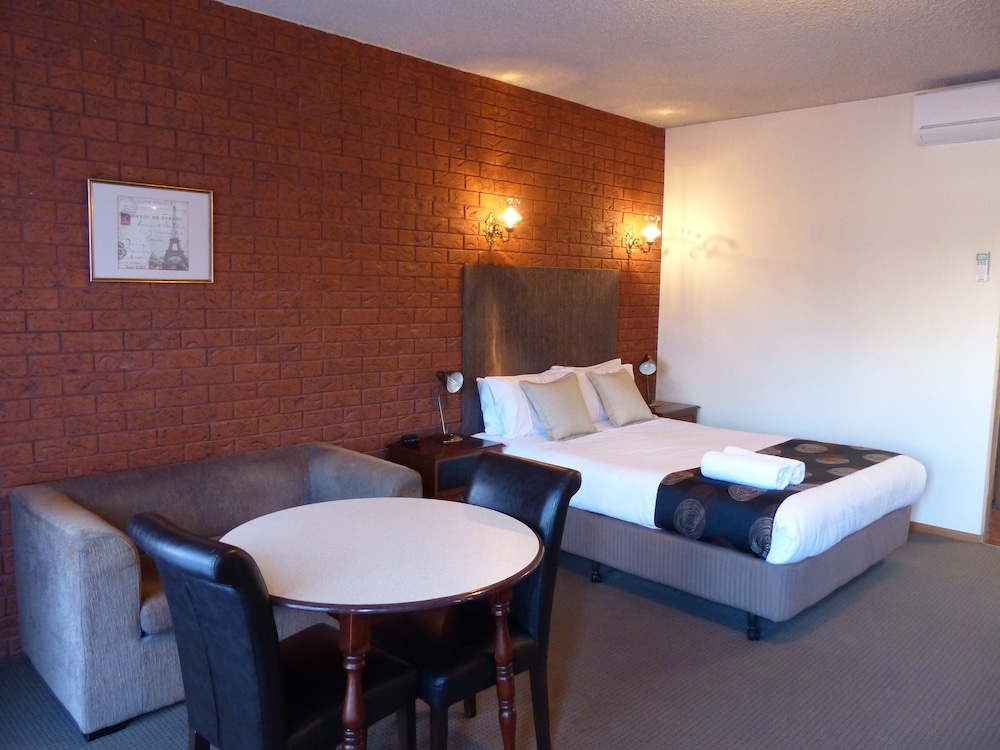 Best Western Meramie Motor Inn 11/32