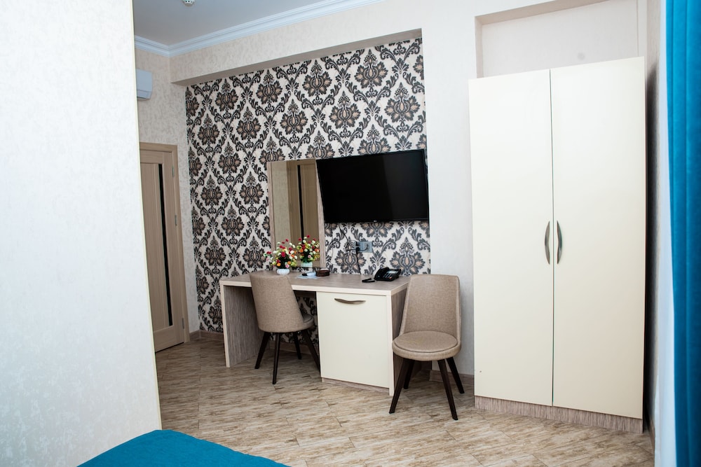Sebail Inn Hotel 42/50