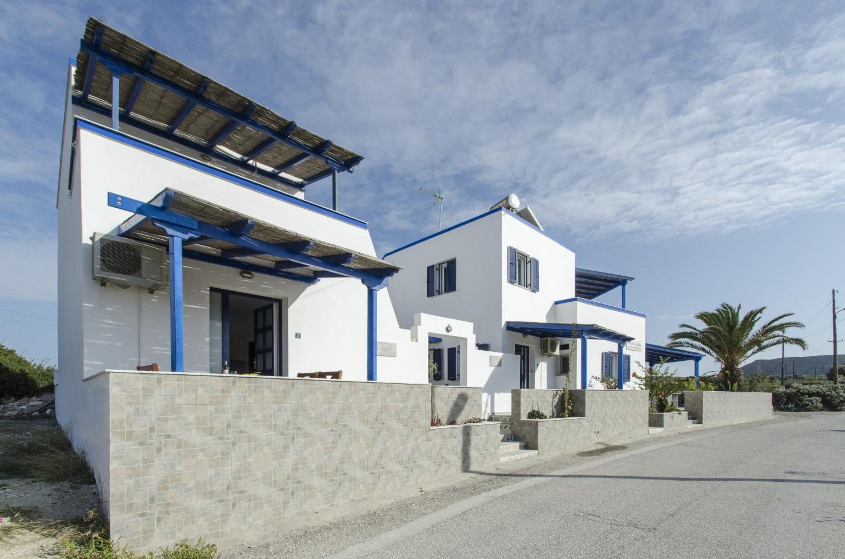Heliovasilema Studios in MILOS