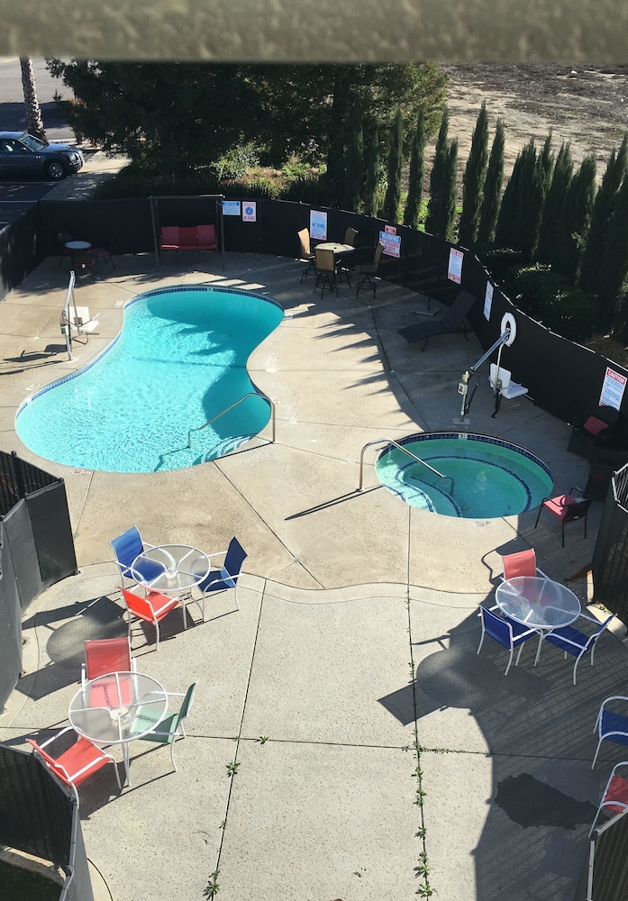 Motel6 Dixon, CA 51/58