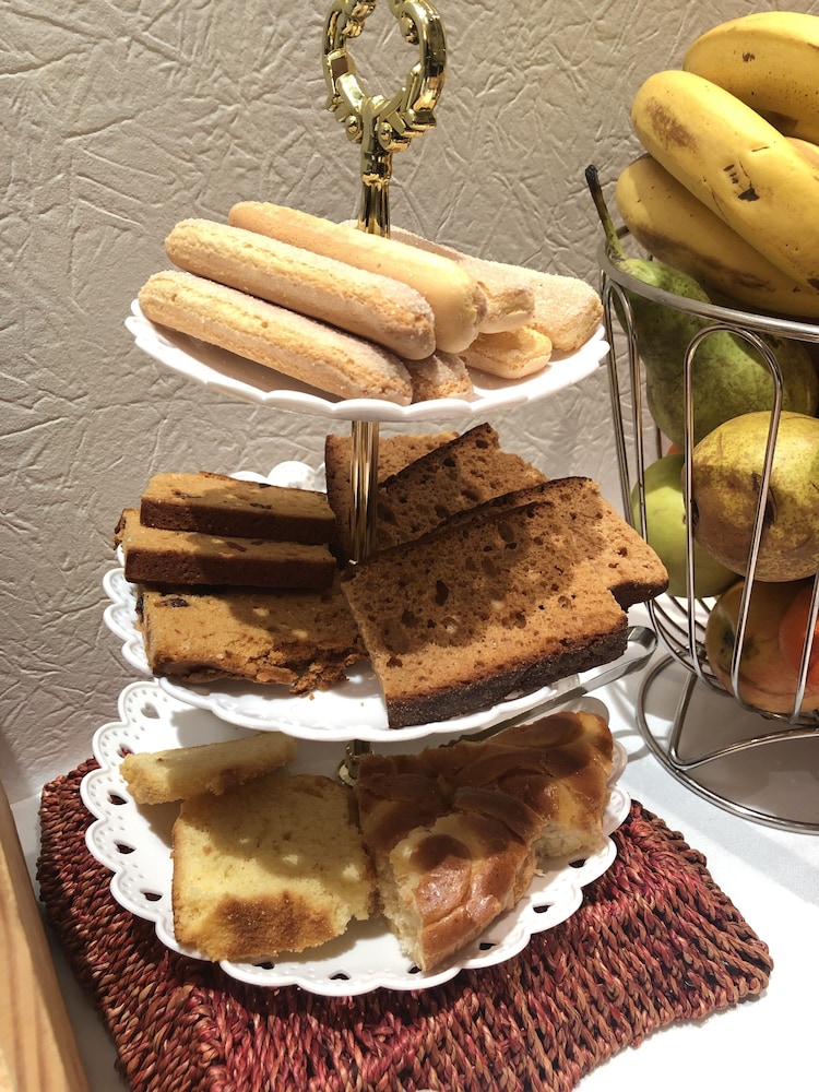 Brit Hotel Aux Sacres - Reims Centre 34/51