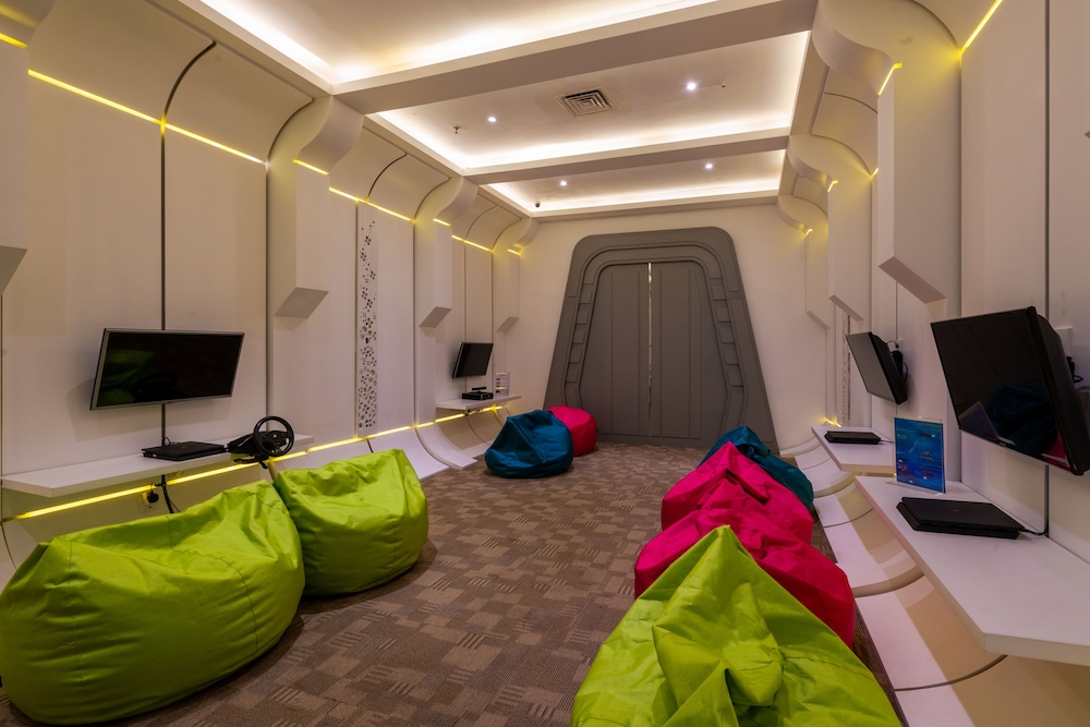 Vouk Hotel And Suites 45/71