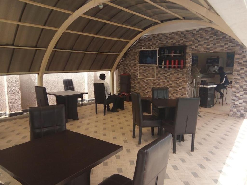 Viclin Diamond Hotels 13/15