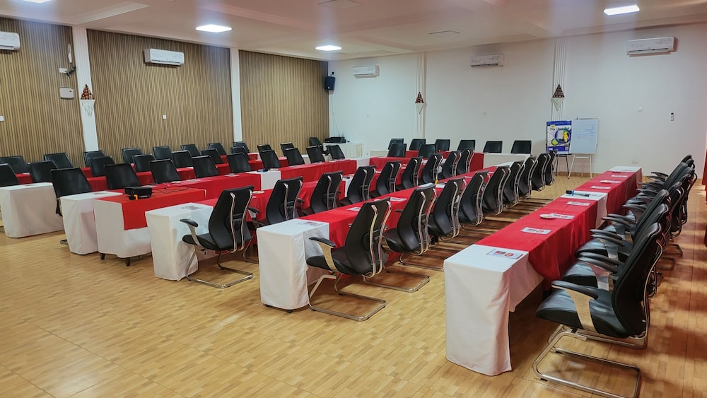 Metzy Residence Hotel 58/70