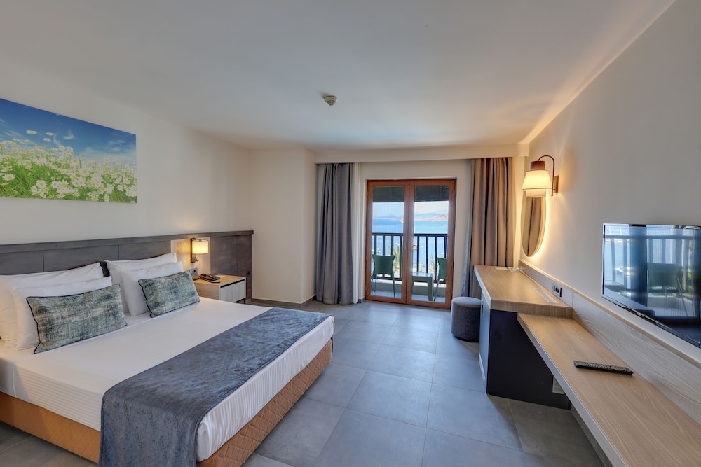 STANDARD ROOM SEA VIEW