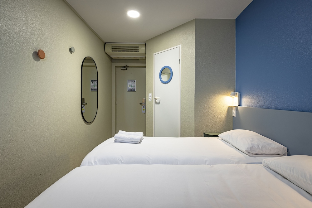 STANDARD, TWIN BEDS