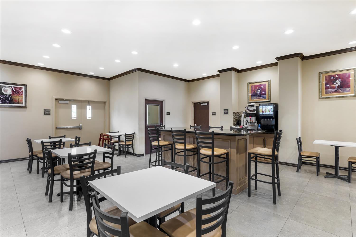 Best Western Red River Inn & Suites 25/35