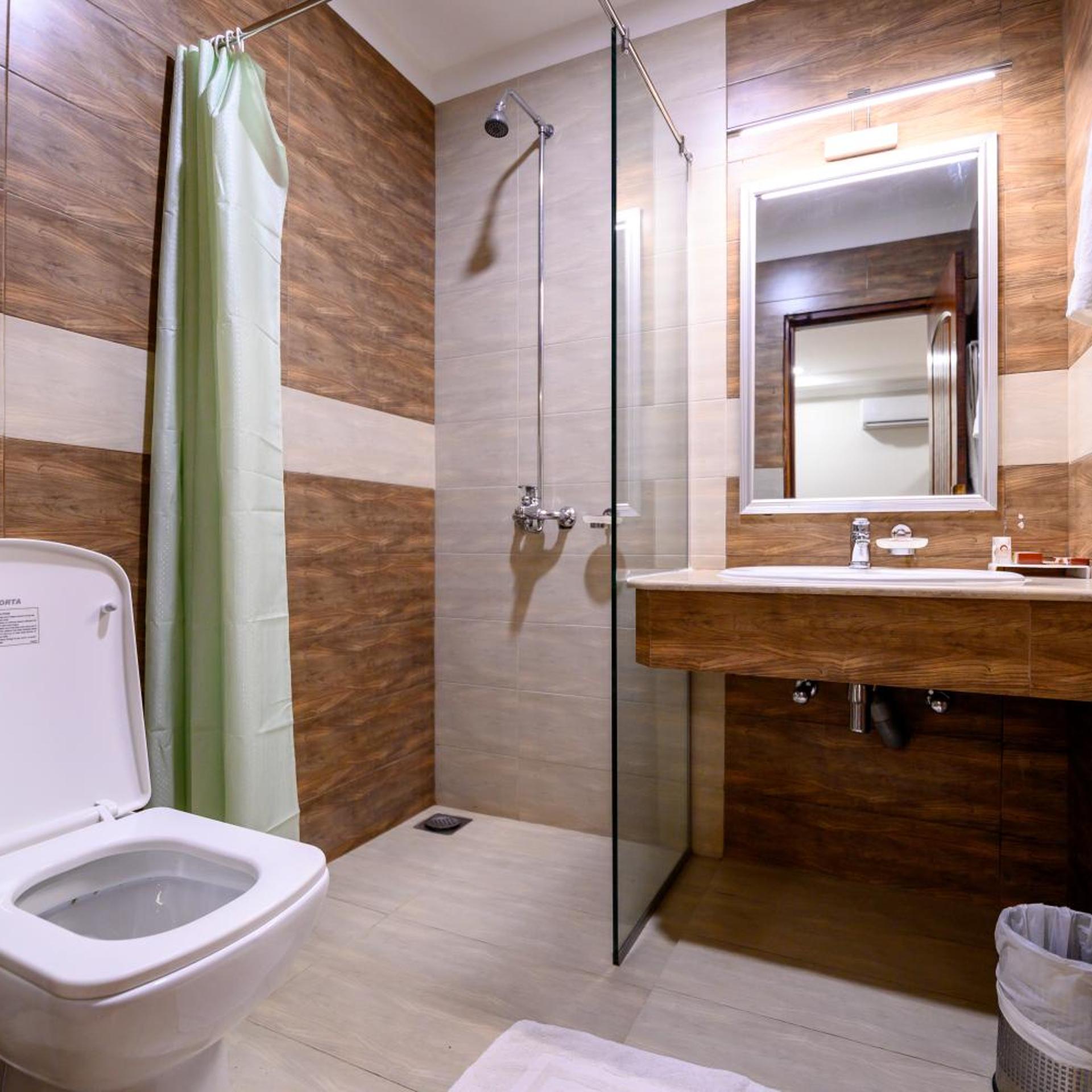 Hotel One Sargodha 25/27