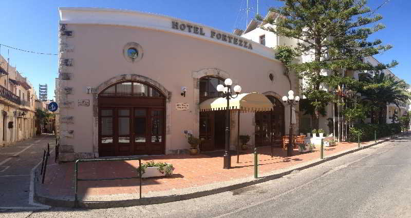 Fortezza Hotel 3/29