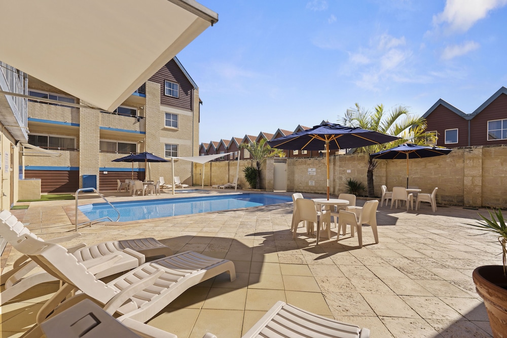 Nautica Residences Hillarys 15/50
