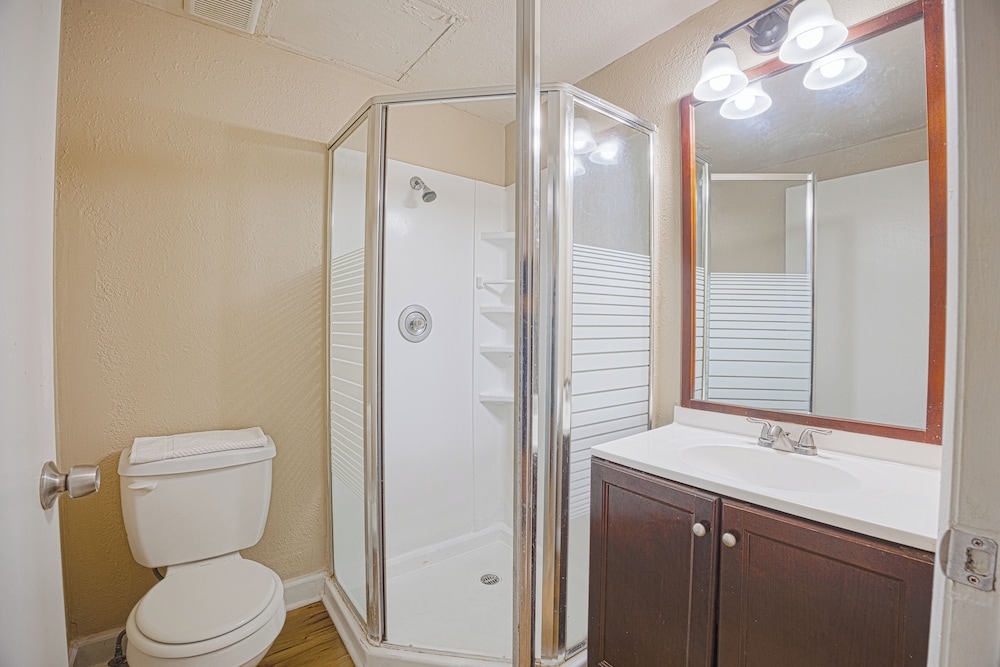 Liberty Garden Inn By Oyo Kissimmee Near Disney World 49/49