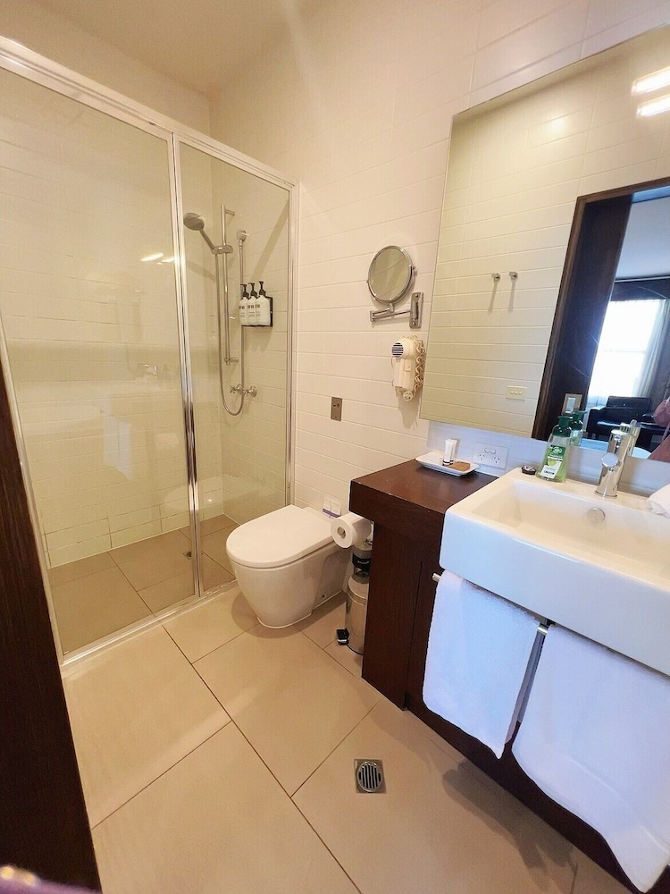 Quality Inn Heritage On Lydiard 50/52