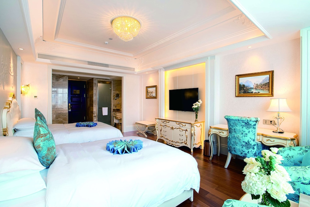 Wyndham Grand Kunming East 10/68