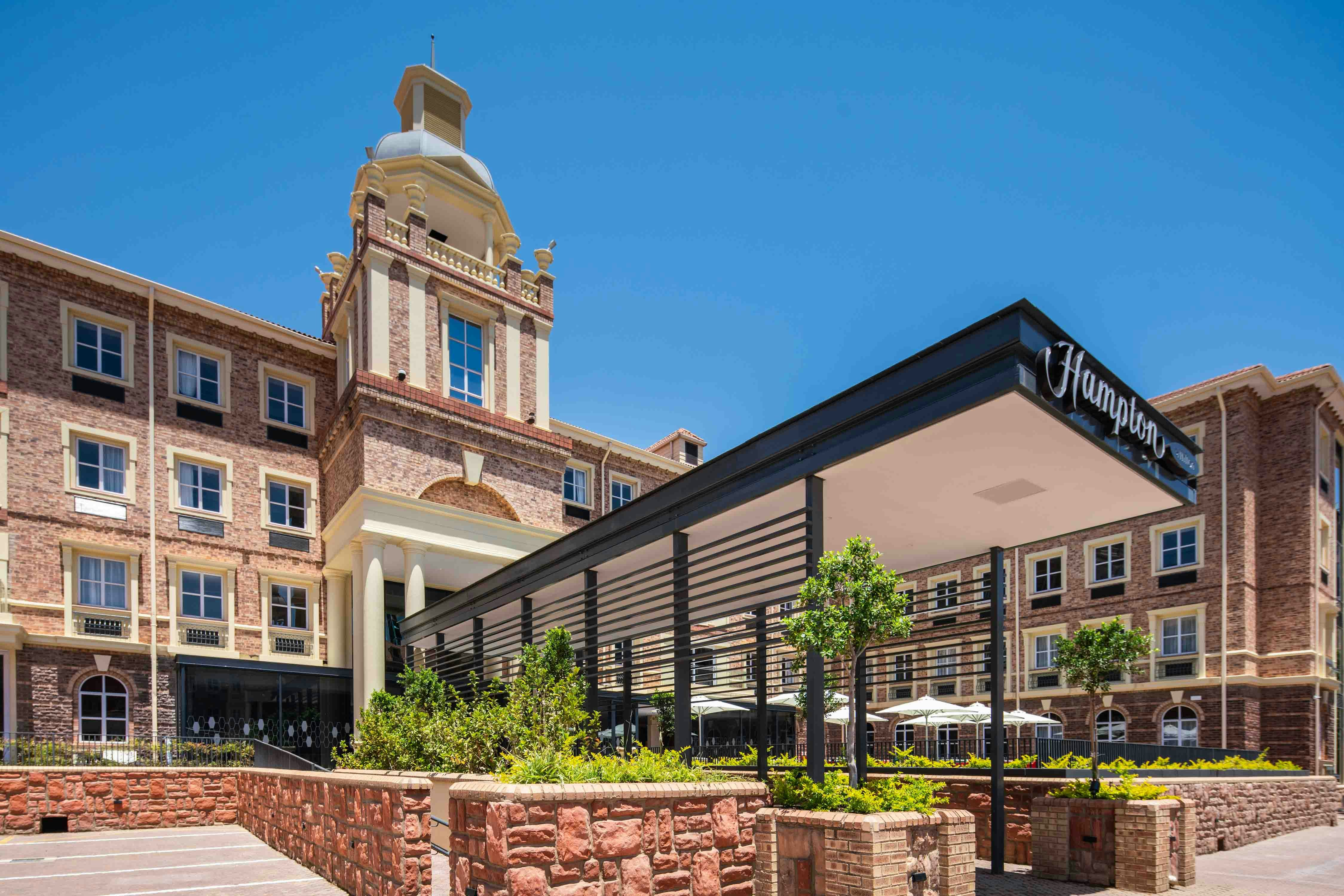 Hampton by Hilton Sandton Grayston 5/40