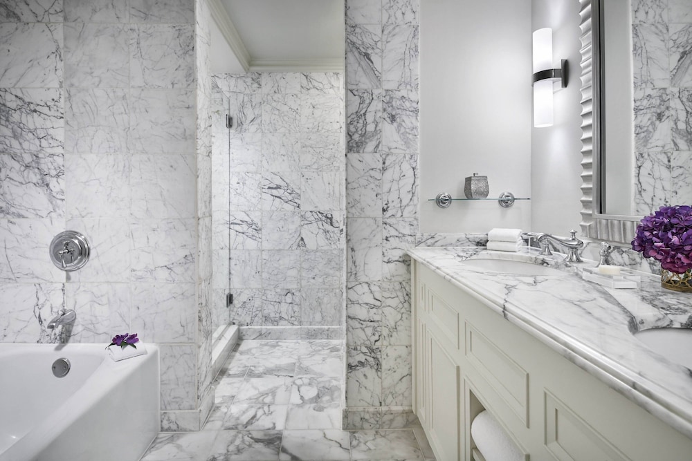 Ritz Carlton Pentagon City 6/59