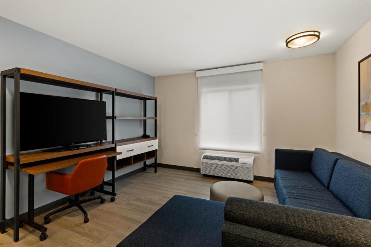 Everhome Suites Orlando International Drive 17/19